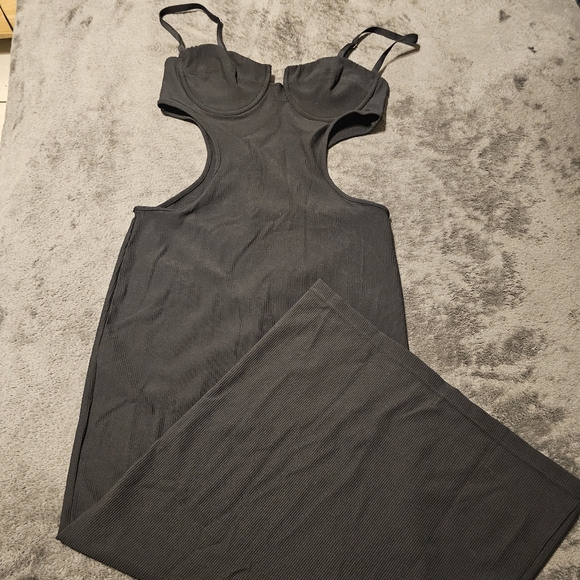 Edikted Dresses & Skirts - Edikted Cutout Dress Sz M